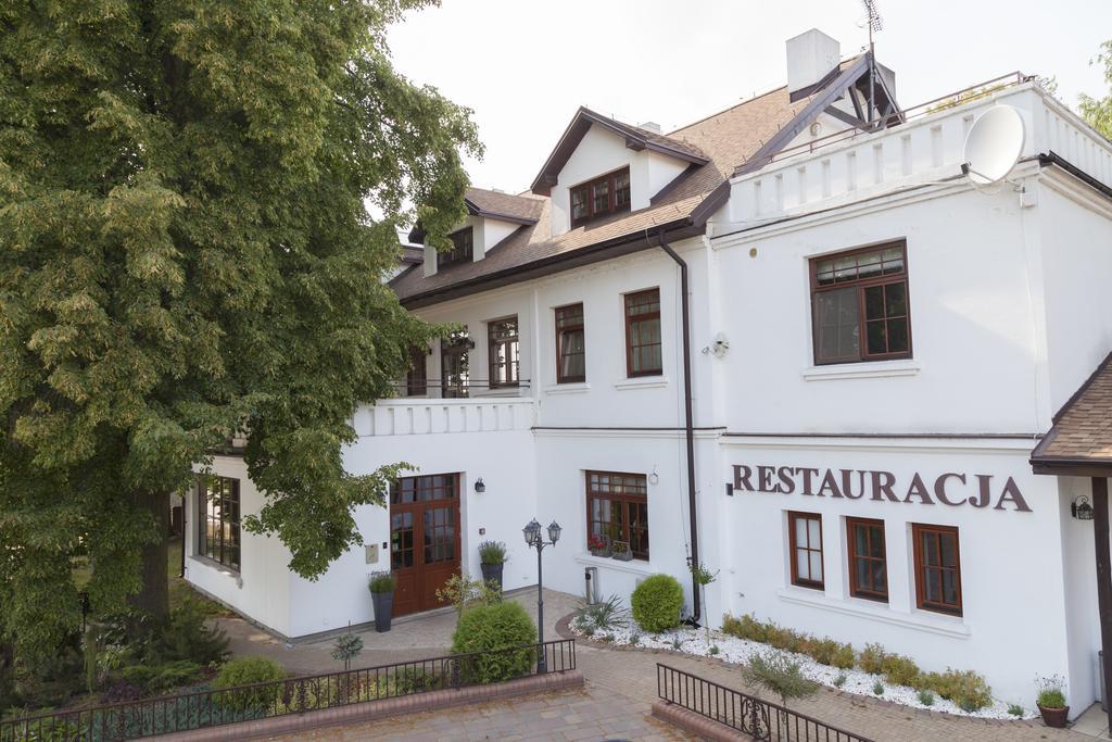 Dworek Bialy Domek Smardzewice Bagian luar foto
