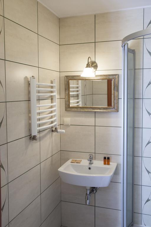 Dworek Bialy Domek Smardzewice Ruang foto